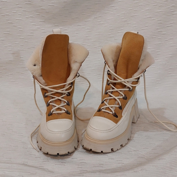 Beautiisoles Lace Up Platform Tan & Cream Fur Lined  Boots Size 9 - Picture 2 of 13